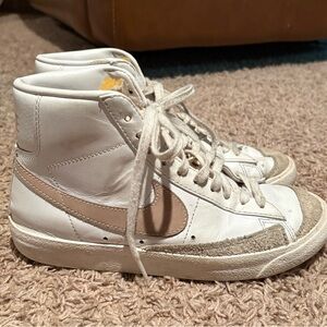 Nike Blazers high top
